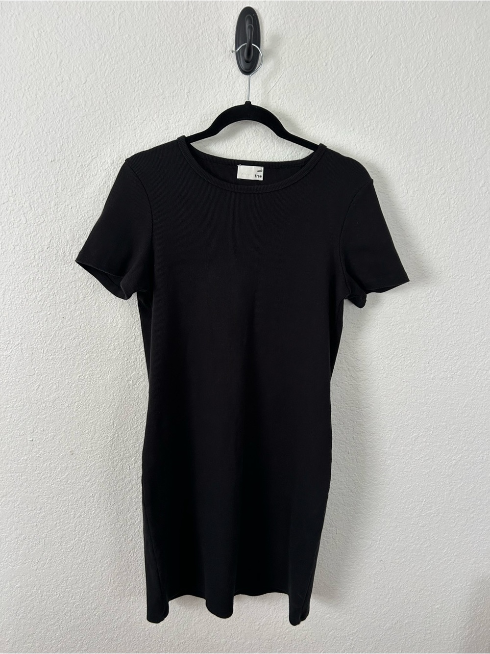 Wilfred Free Ribbed Black Crewneck Dress